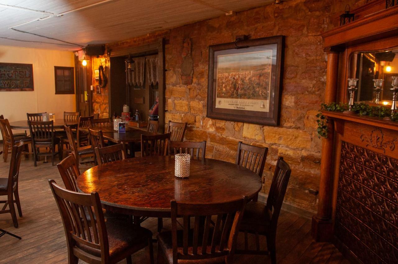 The Historic Wolf Hotel Ellinwood Экстерьер фото